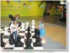 20090423_11_04_26-01 * Playing chess * 2592 x 1944 * (1.14MB)